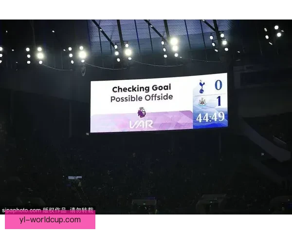 不配战袍之夜敲响热刺球迷警钟